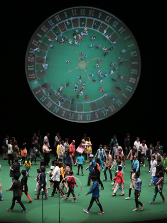 2014년 5월 26일 국립극장 해오름극장에서 공연된  〈100% 광주〉