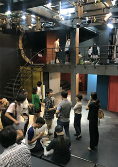 통로 아트 스페이스 공간 투어